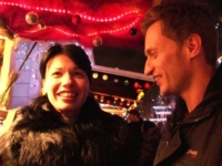 Justine se fait double pénétrer après un tour sur le marché de Noël! (vidéo exclusive)