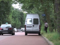 Pour l’anniversaire de Kévin, 35 ans, son épouse, une belle blonde anesthésiste de 33 ans, lui offre une pute au Bois de Boulogne ! (vidéo exclusive)