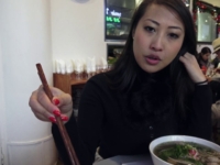 Bao Tran, alias Sharon, chargée de mission dans une entreprise d’import-export asiatique ! (vidéo exclusive)