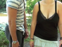 Ilia, jeune maman à gros seins, bourgeoise de Neuilly, sauvagement enculée dans les bois ! (vidéo exclusive)