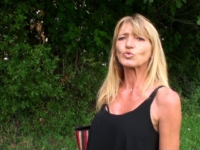 Alicia, 50ans, de Toulon aime s’exhiber et baiser en exterieur ! (vidéo exclusive)