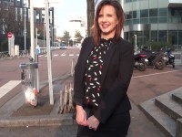 On se fait la stagiaire ! Elena, 25 ans, à Issy-les-Moulineaux. (vidéo exclusive)