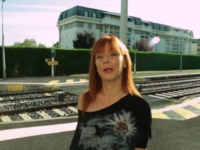 Grosse surprise en perspective pour le mari de Lola, 25ans ! (vidéo exclusive)