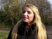 Sophie veut bruler des calories, son coach lui défonce la chatte ! (vidéo exclusive)