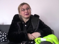 Avant la manif Gilet Jaune, elle passe se faire déglinger par un de nos fans ! (vidéo exclusive)