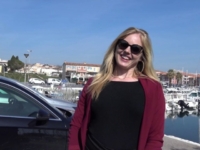Nina se fait défoncer par Bryan, un collègue de boulot, avec l’accord de son mari !. (vidéo exclusive)