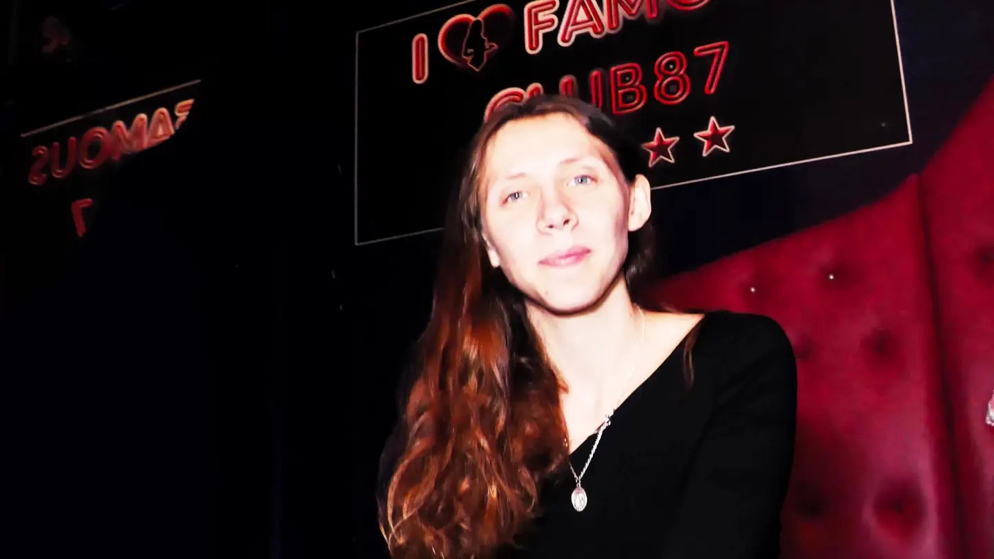 молодая девушка sextalk