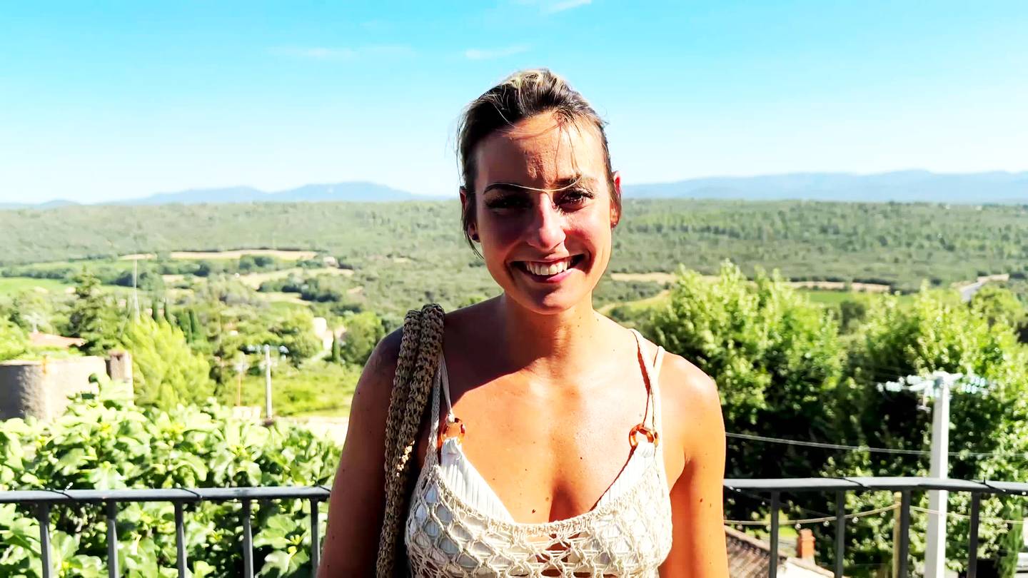 Pam change ses plans au dernier moment ! | Porno Reportages - Vidéos porno  amateurs