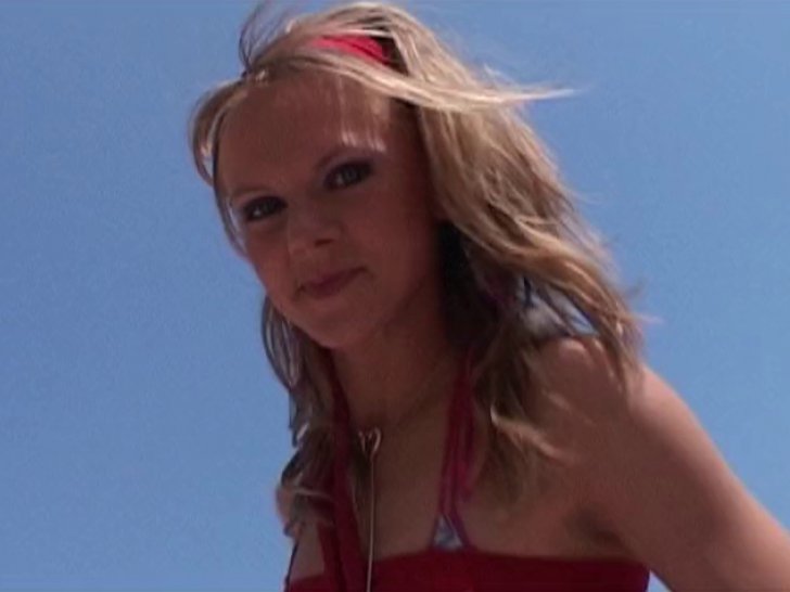 Une blonde magnifique se fait prendre Une blonde magnifique se fait prendre